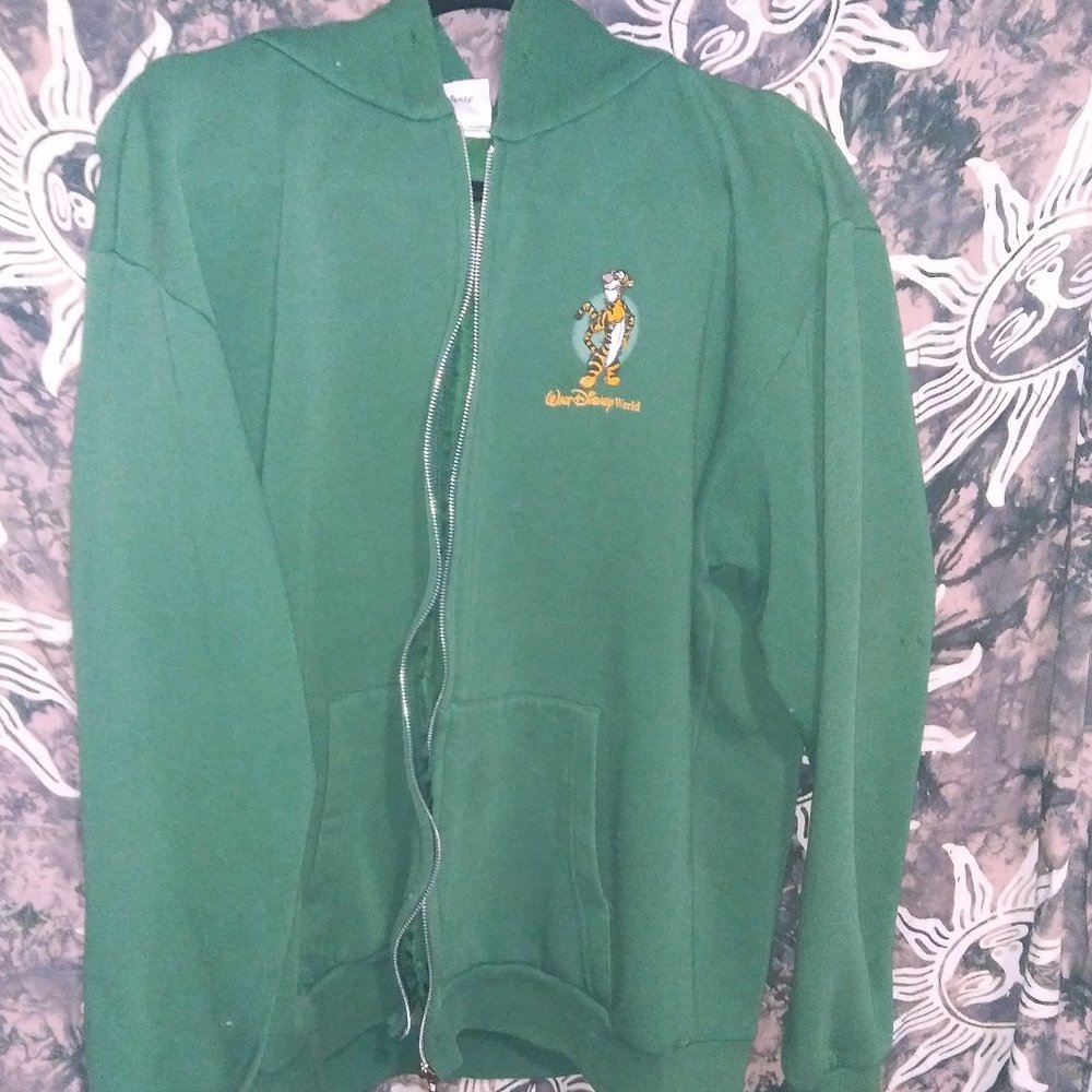DISNEYWORLD  tigger oversized zip up